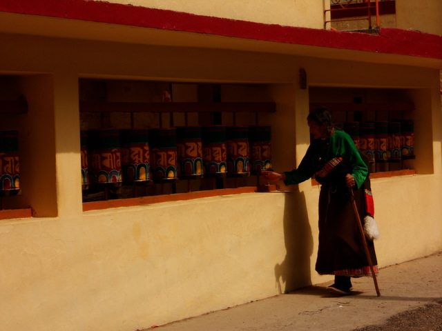 インド47日目：チベットの正月ロサル